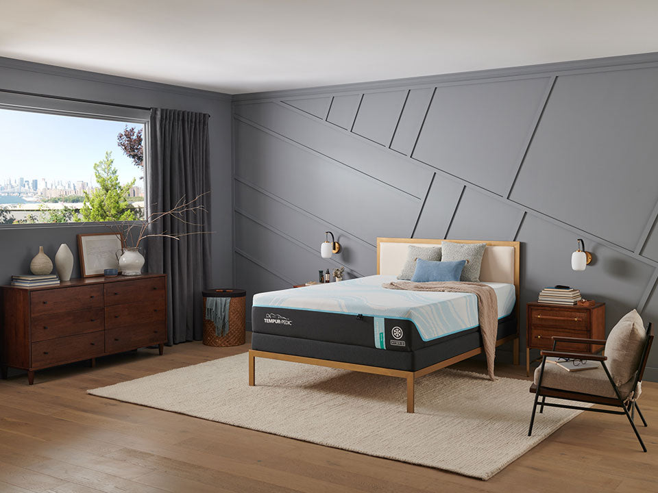 Tempur-ProBreeze 2.0 Medium Hybrid King Mattress