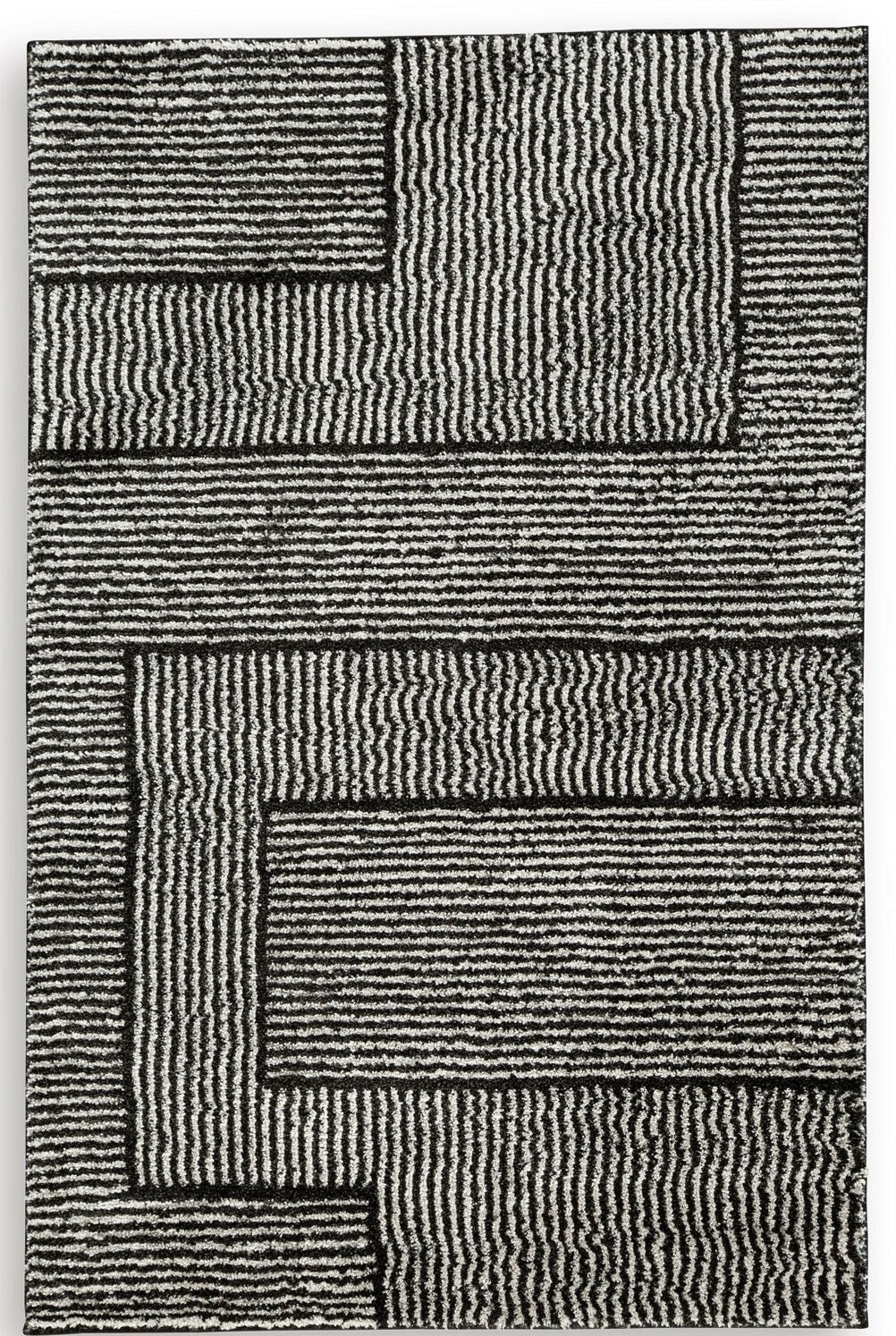 Kurtmen Medium Rug