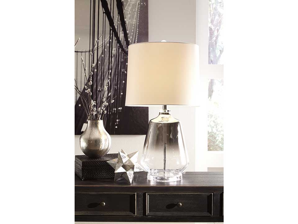 Jaslyn Glass Table Lamp